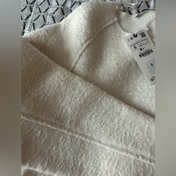 OVERSIZED BOUCLÉ SWEATSHIRT - Picture 5 of 6